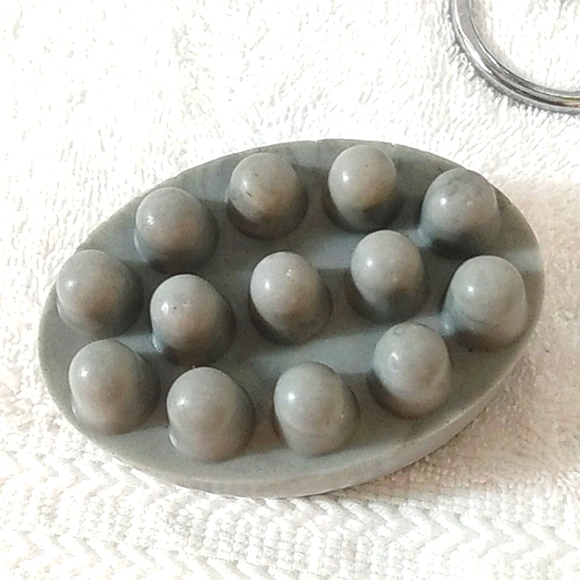 HANDCRAFTED CLAY & OATMEAL ARTISAN MASSAGE BAR HANDMADE BATH SOAP BAR 4.5oz NWT - Picture 3 of 7